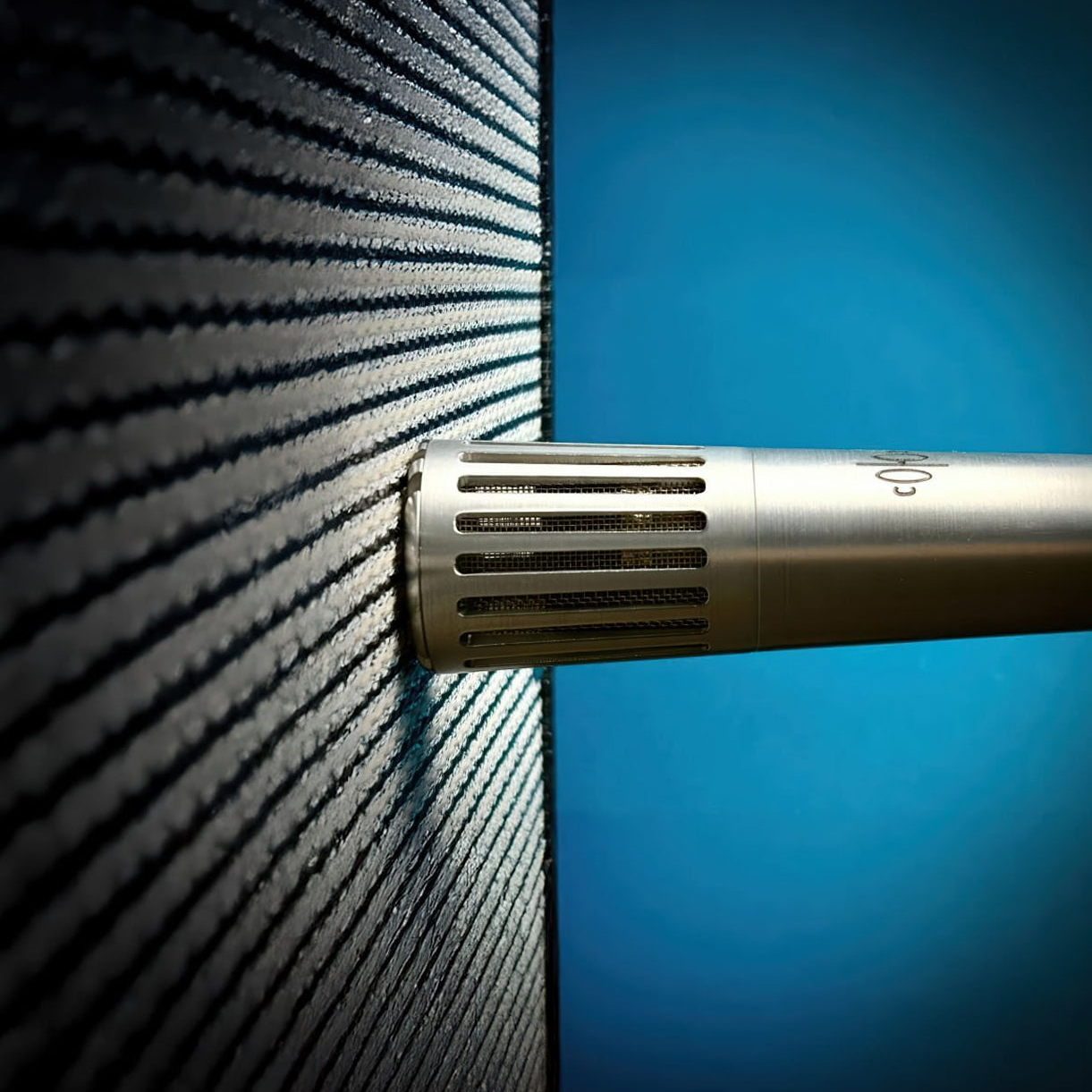 V1 Dynamic Microphone