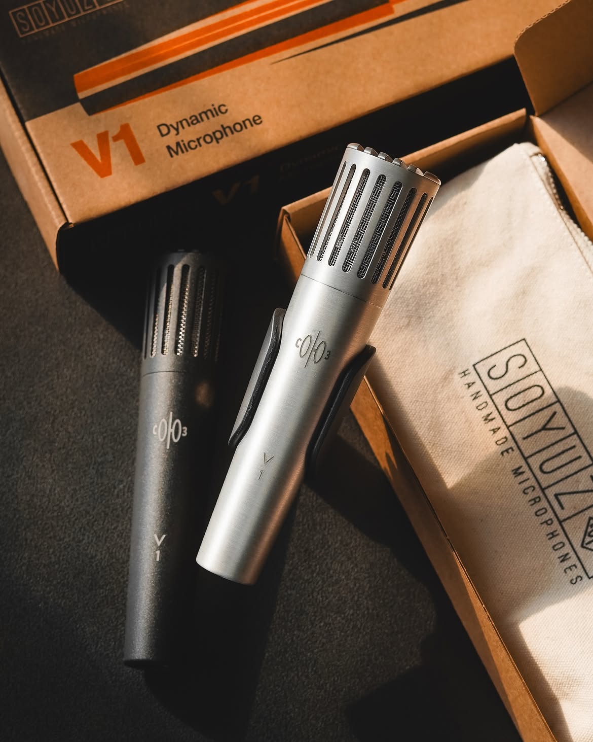 V1 Dynamic Microphone